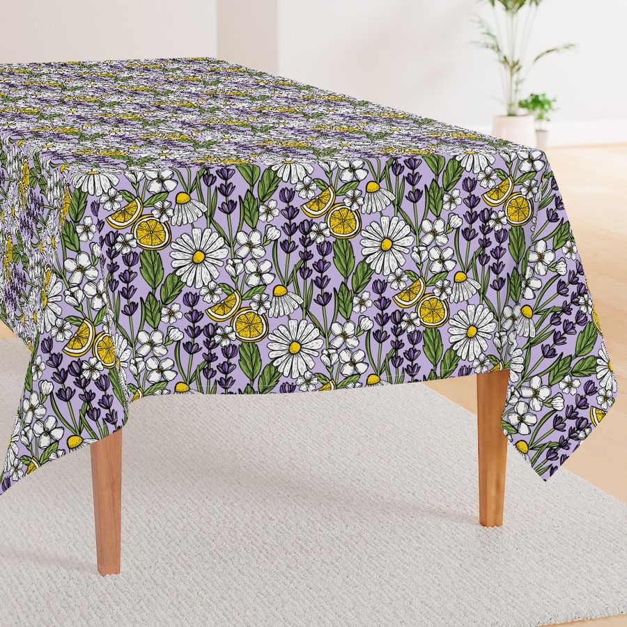 HOME_GOOD_RECTANGULAR_TABLE_CLOTH