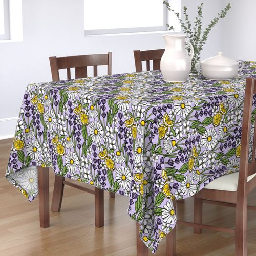 HOME_GOOD_RECTANGULAR_TABLE_CLOTH