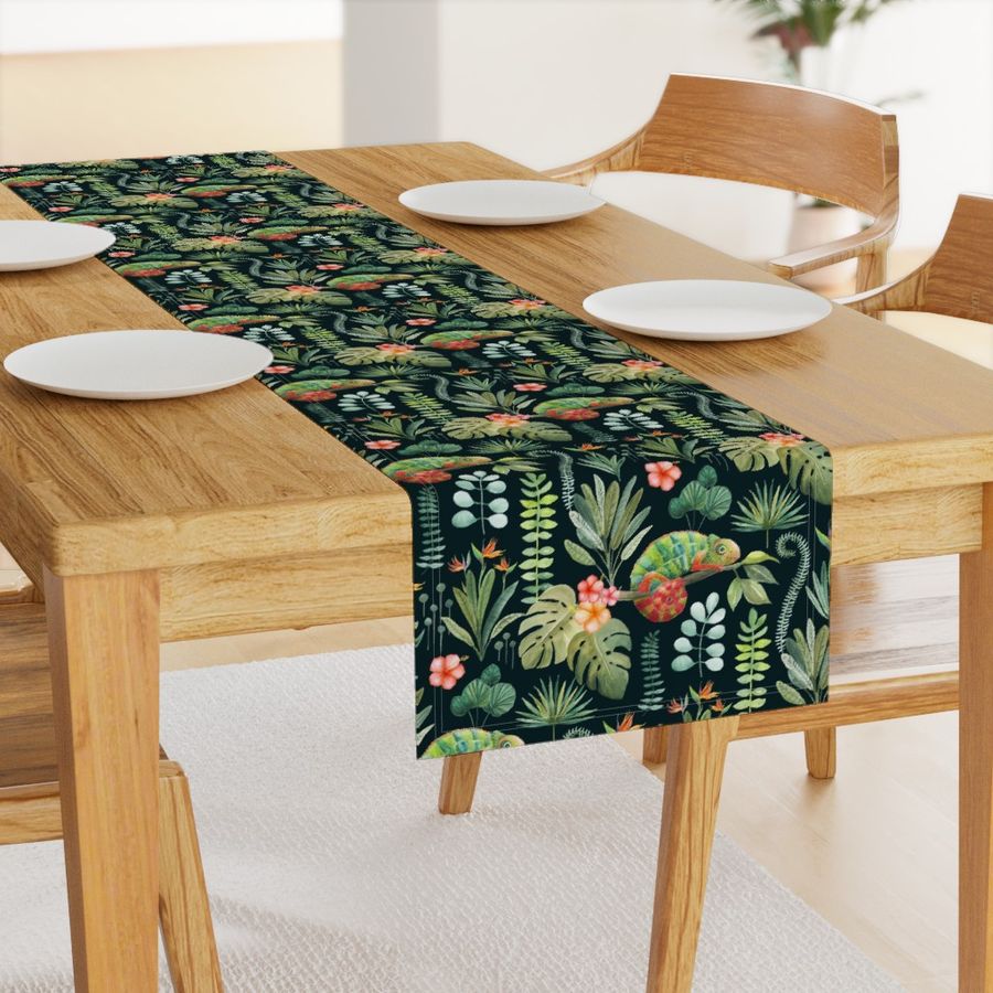 HOME_GOOD_TABLE_RUNNER