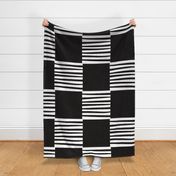 High contrast Checked pattern with lines white