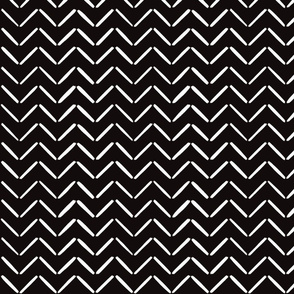 High contrast Zigzag lines white_Small scale