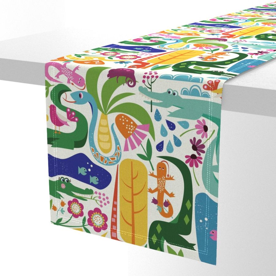 HOME_GOOD_TABLE_RUNNER