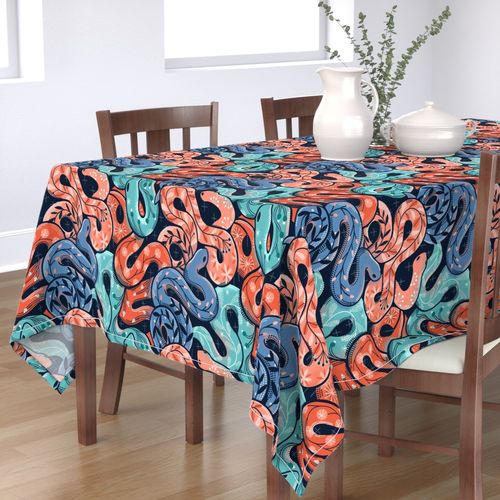 HOME_GOOD_RECTANGULAR_TABLE_CLOTH