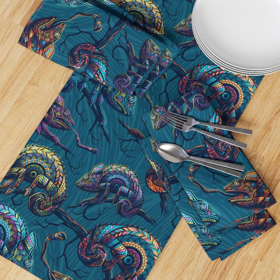 HOME_GOOD_TABLE_RUNNER