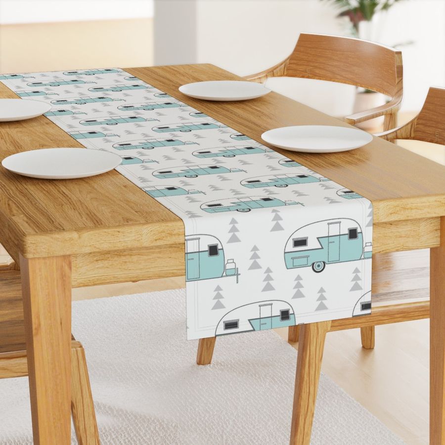 HOME_GOOD_TABLE_RUNNER