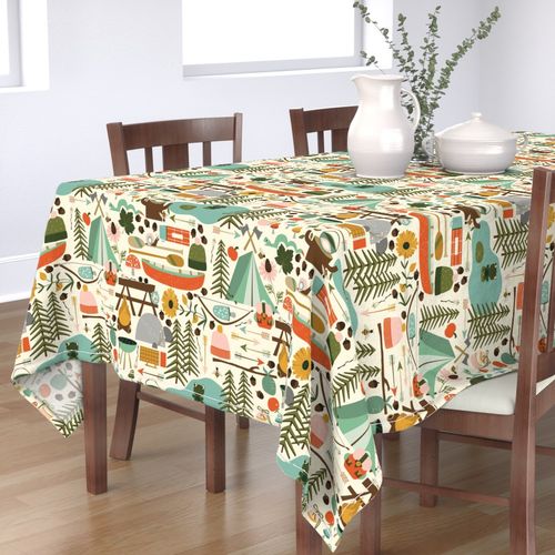 HOME_GOOD_RECTANGULAR_TABLE_CLOTH