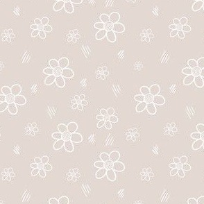 Vintage Daisies on Dusty Pink