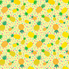 Paper Pineapple Party Yellow Small