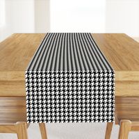 Cat Face Houndstooth in Black and White Paducaru