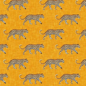 (small scale) Leopards - walking - saffron - LAD20