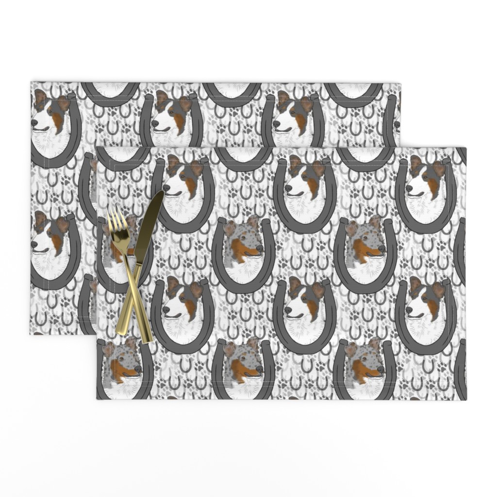 Tri and Merle Smooth Collie horseshoe portraits