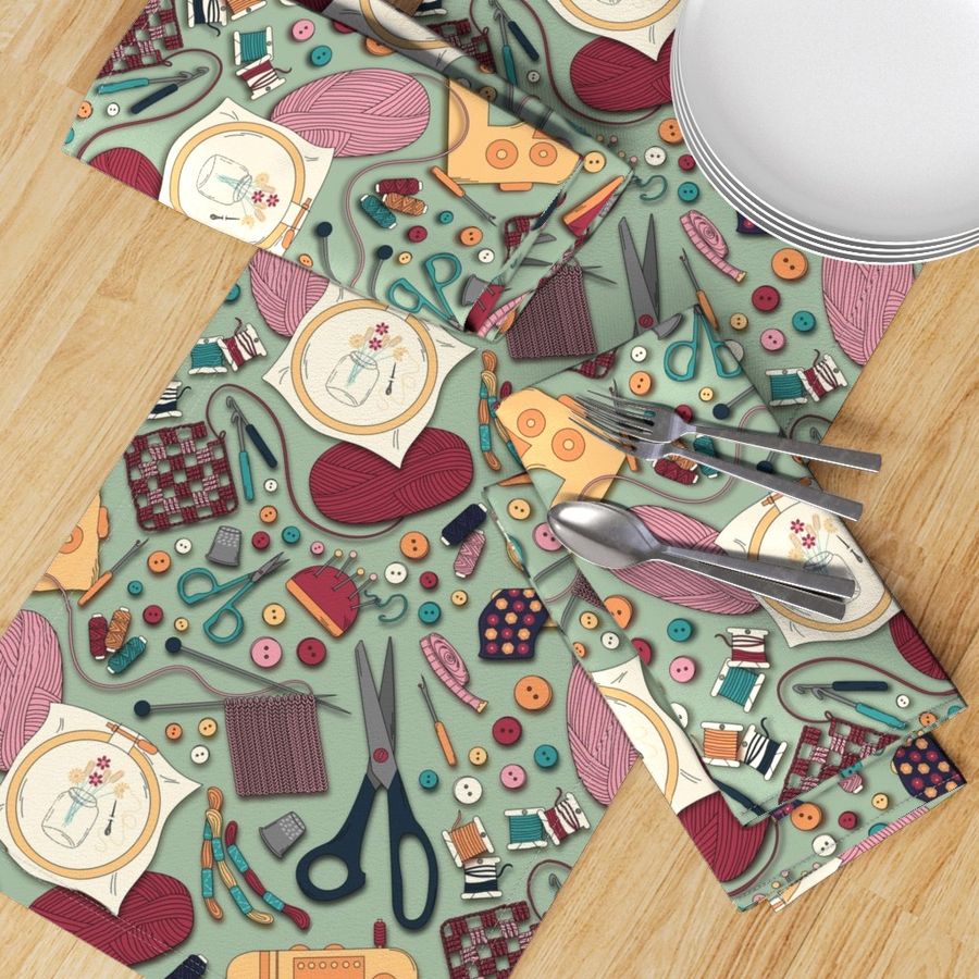 HOME_GOOD_TABLE_RUNNER