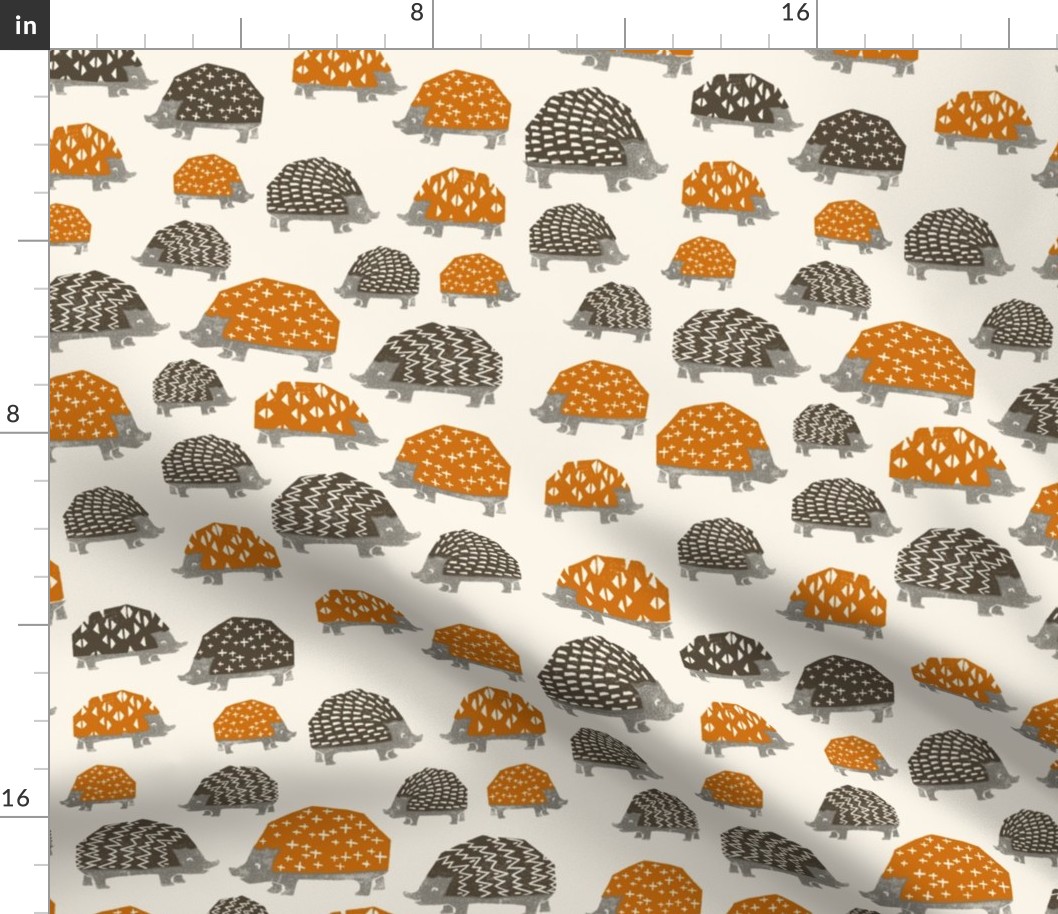 Hedgehogs // fall autumn brown and orange camping outdoors