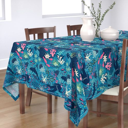 HOME_GOOD_RECTANGULAR_TABLE_CLOTH