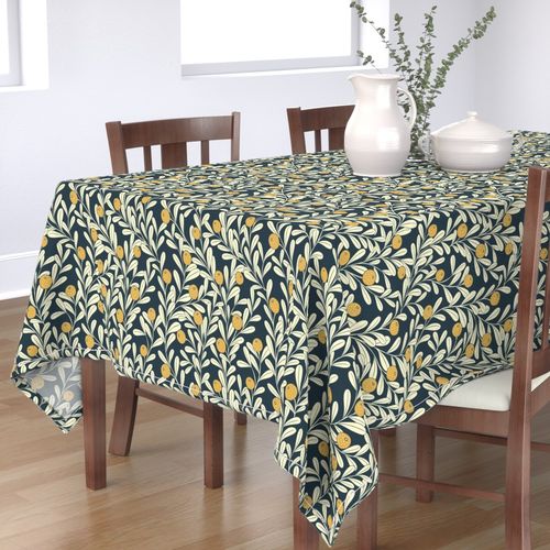 HOME_GOOD_RECTANGULAR_TABLE_CLOTH