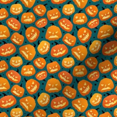 Small scale / halloween pumpkins green background