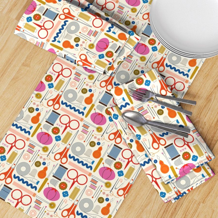 HOME_GOOD_TABLE_RUNNER