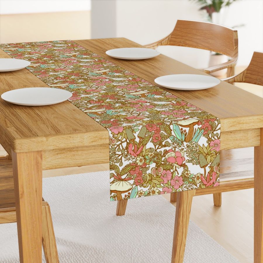 HOME_GOOD_TABLE_RUNNER