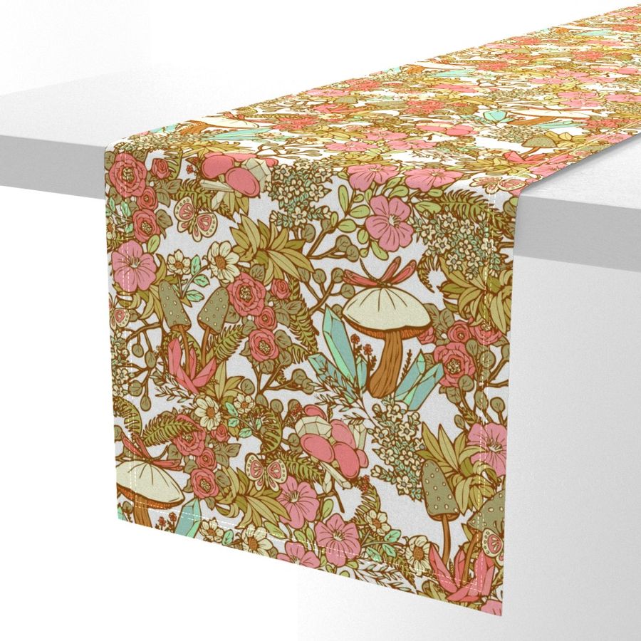 HOME_GOOD_TABLE_RUNNER