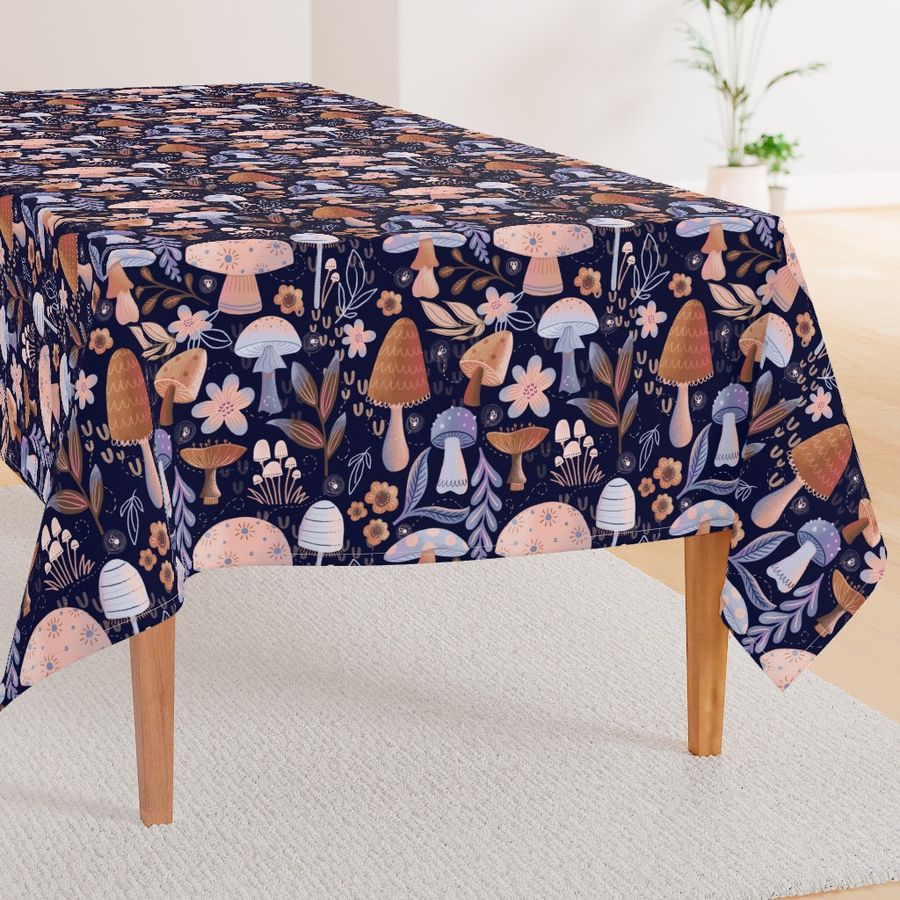 HOME_GOOD_RECTANGULAR_TABLE_CLOTH