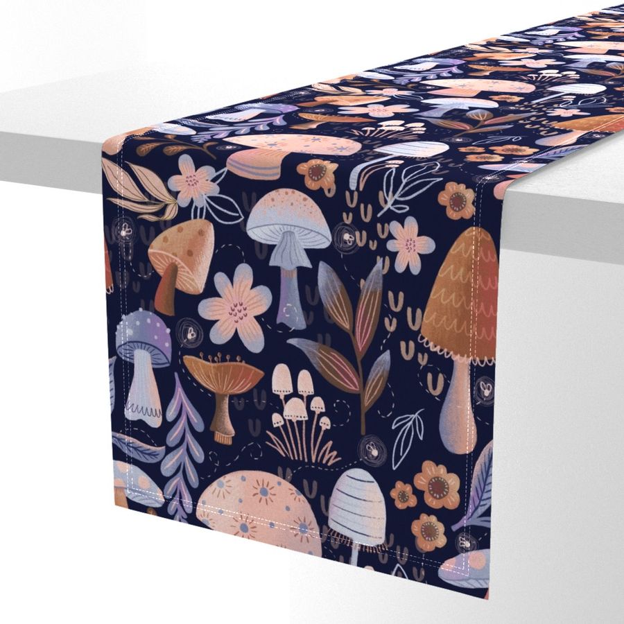 HOME_GOOD_TABLE_RUNNER