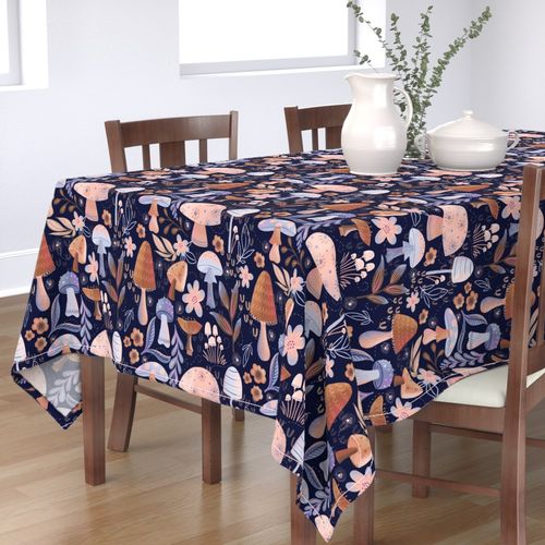 HOME_GOOD_RECTANGULAR_TABLE_CLOTH