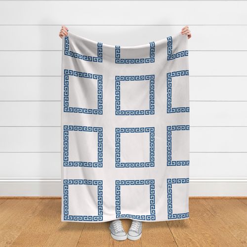 HOME_GOOD_THROW_BLANKET