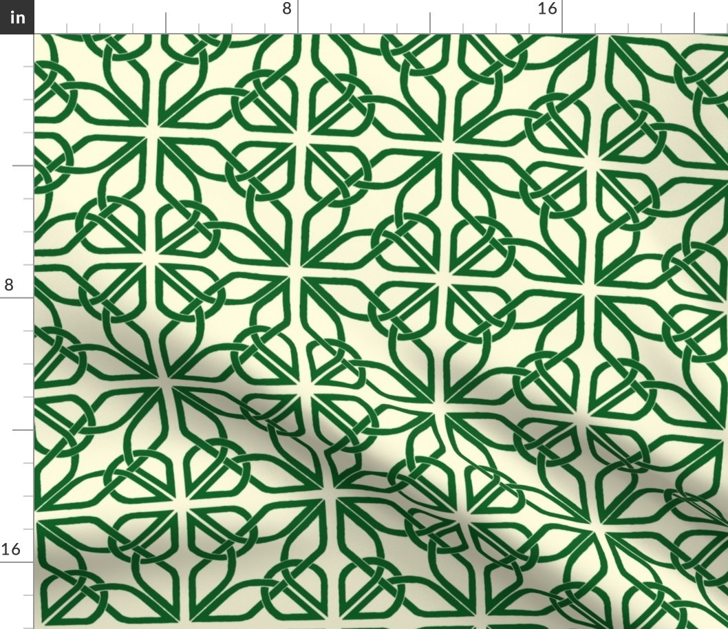 Celtic trifoil knotwork - green