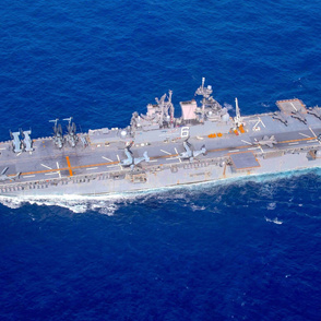 70-20 The amphibious assault ship USS America 