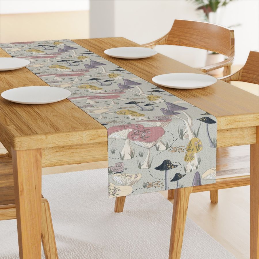 HOME_GOOD_TABLE_RUNNER