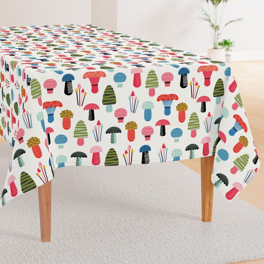 HOME_GOOD_RECTANGULAR_TABLE_CLOTH