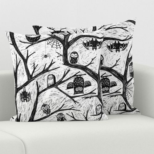 HOME_GOOD_SQUARE_THROW_PILLOW