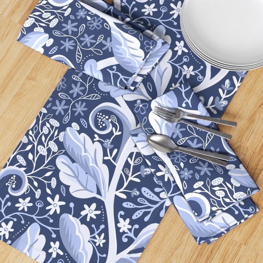 HOME_GOOD_TABLE_RUNNER