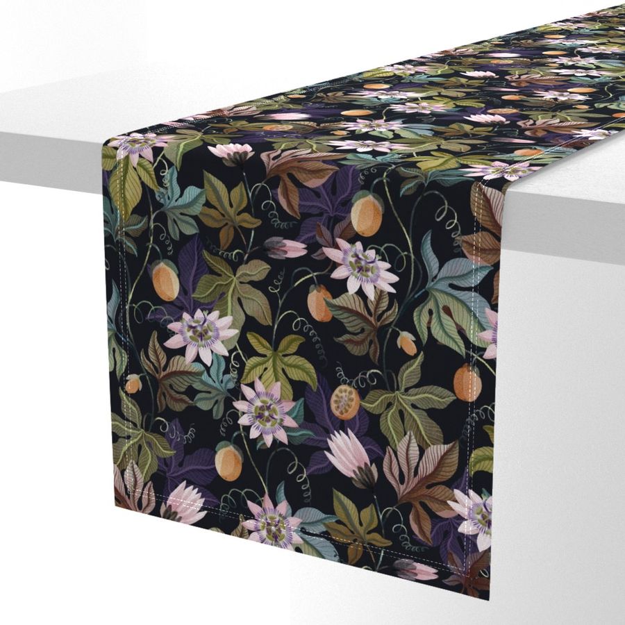 HOME_GOOD_TABLE_RUNNER