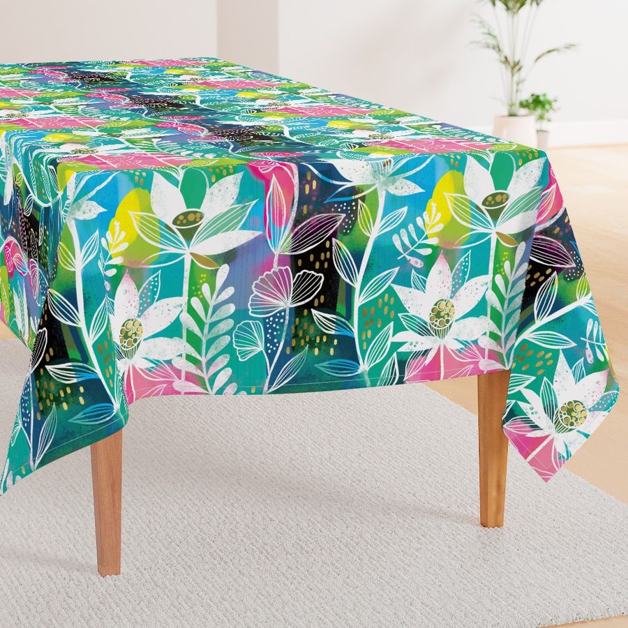 HOME_GOOD_RECTANGULAR_TABLE_CLOTH