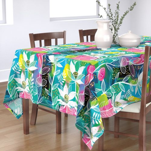 HOME_GOOD_RECTANGULAR_TABLE_CLOTH