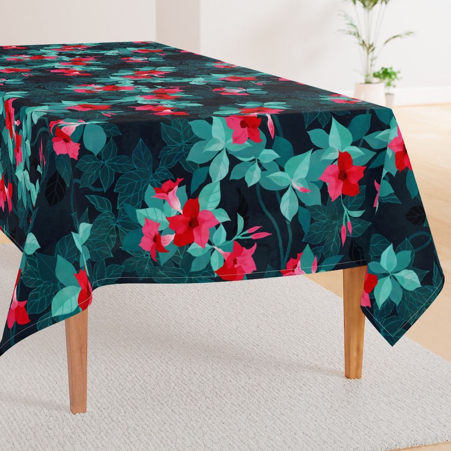 HOME_GOOD_RECTANGULAR_TABLE_CLOTH