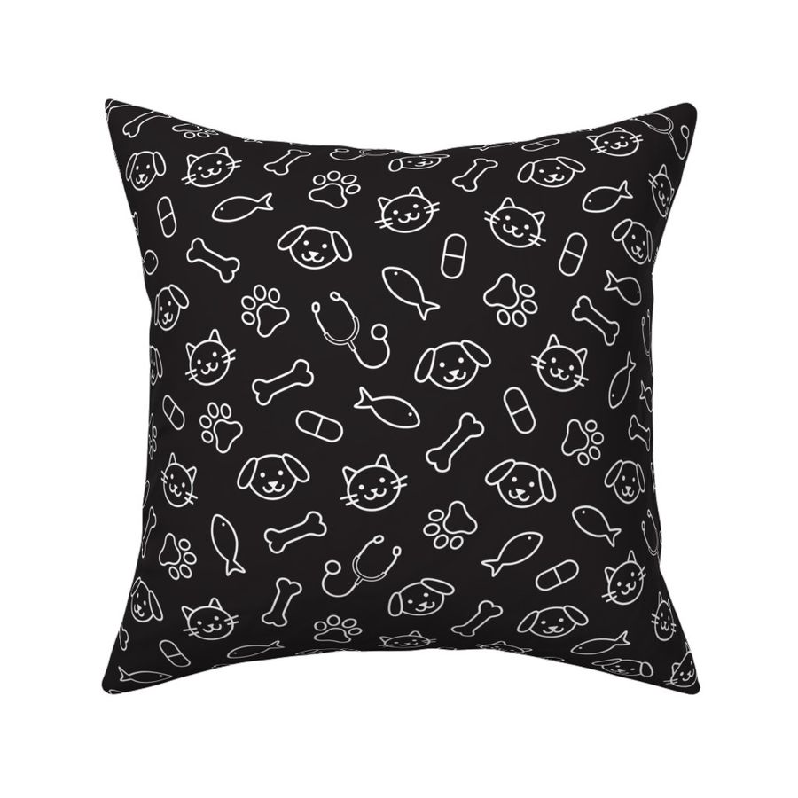 HOME_GOOD_SQUARE_THROW_PILLOW