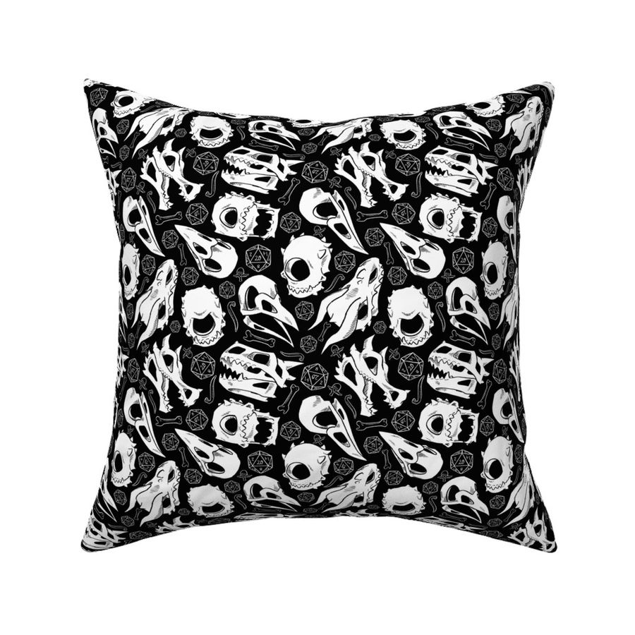 HOME_GOOD_SQUARE_THROW_PILLOW