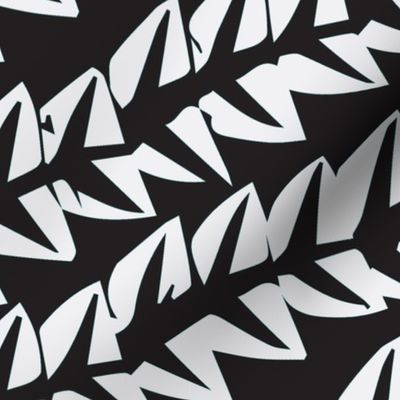 MID-CENTURY LEAVES WHITE AND BLACK