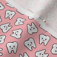 happy teeth - cute tooth - dental hygienist / dentist - pink - LAD20