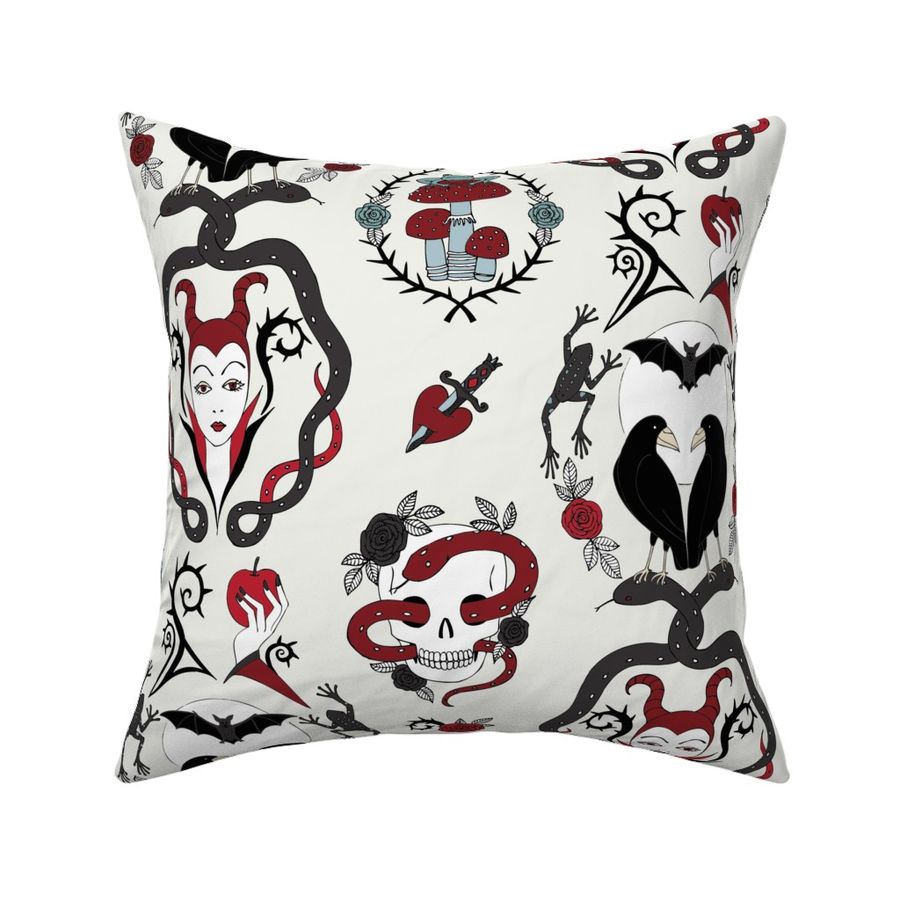 HOME_GOOD_SQUARE_THROW_PILLOW