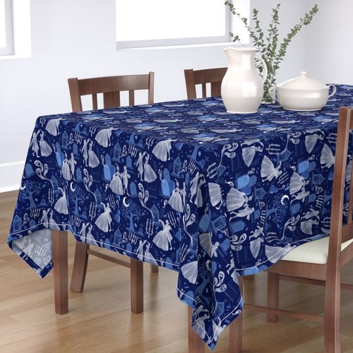 HOME_GOOD_RECTANGULAR_TABLE_CLOTH