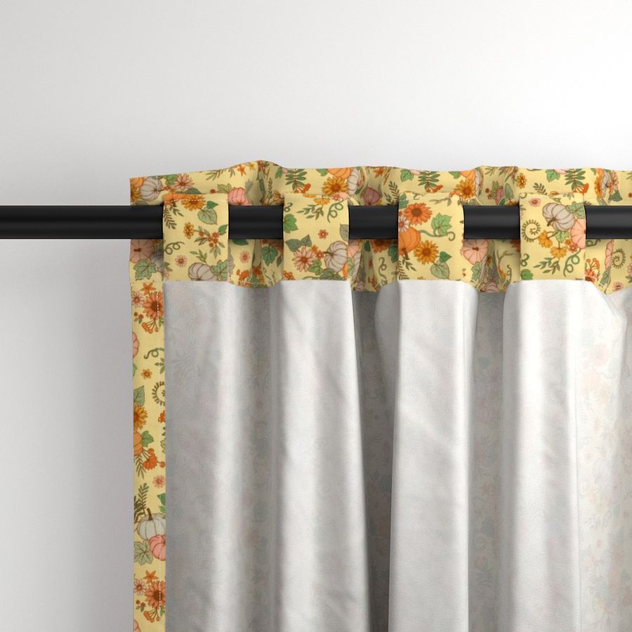 Contemporary Tossed Sunflower and Pumpkin Chintz - yellow - tiny