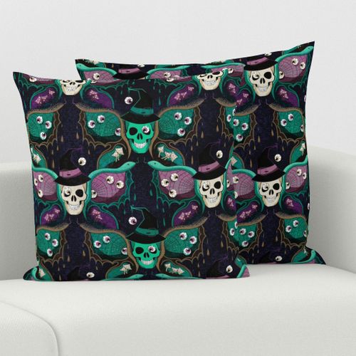 HOME_GOOD_SQUARE_THROW_PILLOW