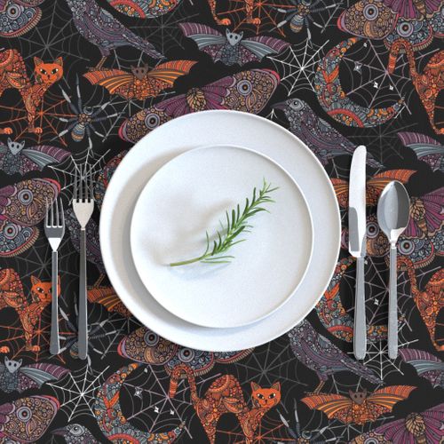 HOME_GOOD_RECTANGULAR_TABLE_CLOTH