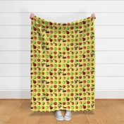 Apples on sun yellow gingham