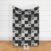 baby bear patchwork quilt top - hunter green || buffalo plaid C20BS