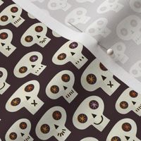 Skull small scale Brown