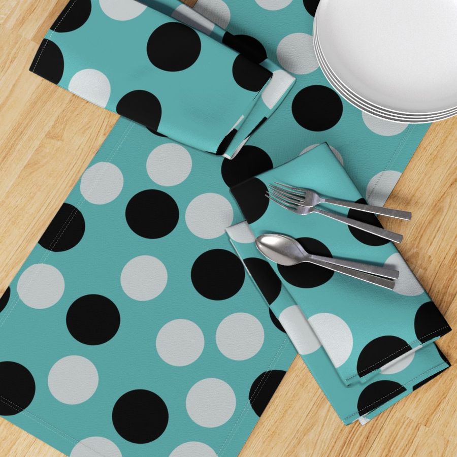 HOME_GOOD_TABLE_RUNNER